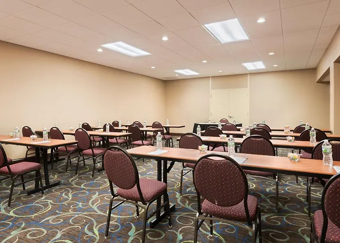 Hampton Inn White Plains / Tarrytown