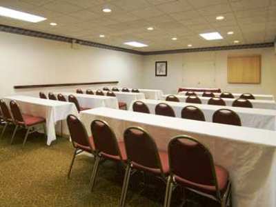 Hotel Hampton White Plains/tarrytown 3*