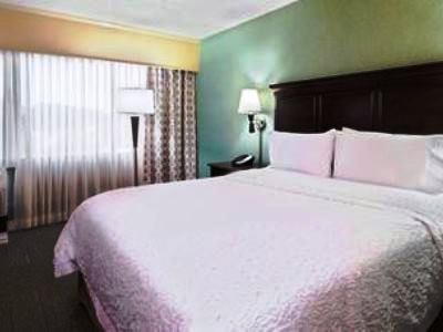 Hotel Hampton White Plains/tarrytown 3*